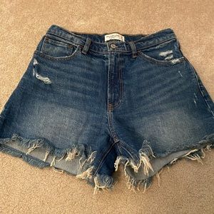 Abercrombie Curve Love Mom Jeans High Rise 4”